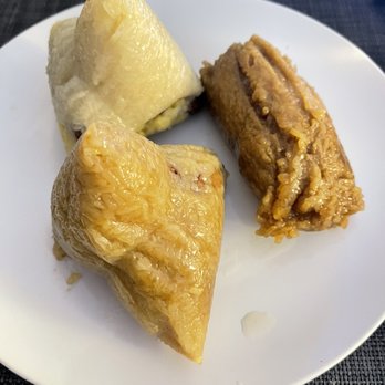 Zongzi lady - Street Vendors Near Me - New York, New York Zongzi lady - Street Vendors Near Me - New York, New York
