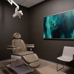 Total T Clinic - Exam Room