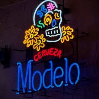 Vaquero's Cafe and Cantina - Bar Scene - Mexican Near Me - Austin, Texas