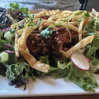Roots Seasonal Cuisine - AHI TUNA SALAD - New American Near Me - Lee's Summit, Missouri