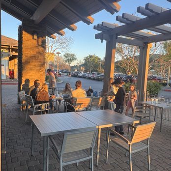 Howdy's - Outside patio - Sushi Bars Near Me - Agoura Hills, California