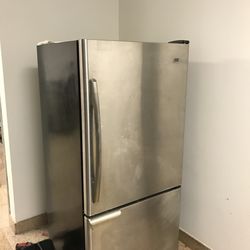 Sakura Appliance Repair - Maytag refrigerator repair, Torrance Ca