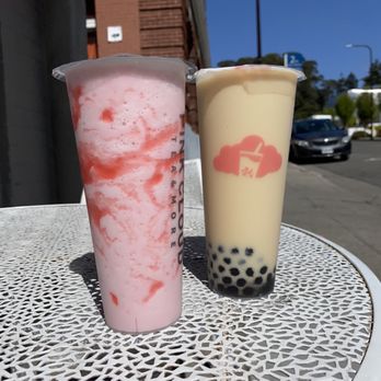 Pink Cloud Tea & More - Strawberry smoothie, jasmine milk tea - Bubble Tea Near Me - Berkeley, California