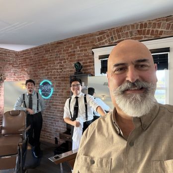 Contreras Grooming - Cool spot! - Barbers Near Me - Santa Ana, California Contreras Grooming - Cool spot! - Barbers Near Me - Santa Ana, California