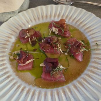 Oak + Violet - Yellowfin tuna crudo - New American Near Me - Menlo Park, California Oak + Violet - Yellowfin tuna crudo - New American Near Me - Menlo Park, California
