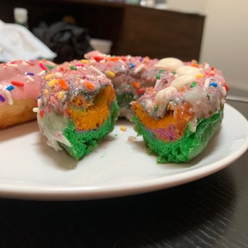 Dun-Well Doughnuts - Rainbow - Donuts Near Me - Brooklyn, New York