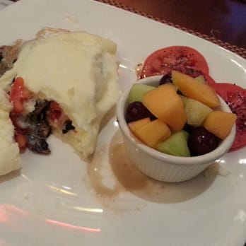 Four Elements Cafe - Healthy alternative. Egg white omelette with spinach, tomatoes, mushrooms, and mozzarella. - New American Near Me - Flagstaff, Arizona