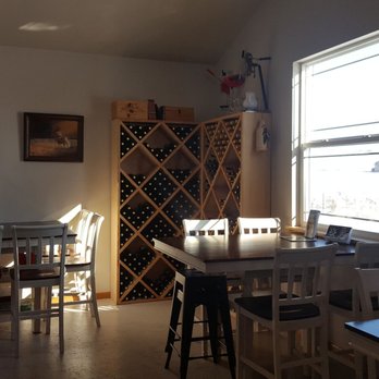 Ten Bears Winery - Wine Tasting Room Near Me - Laporte, Colorado