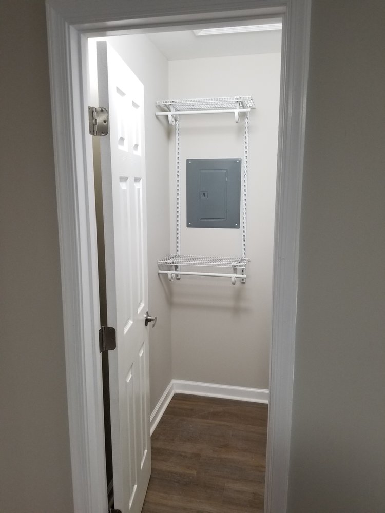 Slide of Cre8tive Solutions Contracting