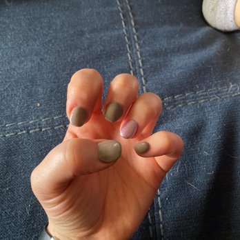 Sola Nails - Nail Salons Near Me - Burien, Washington Sola Nails - Nail Salons Near Me - Burien, Washington