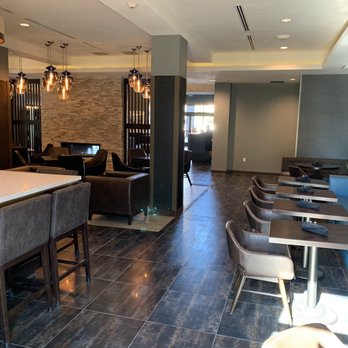Stratus Restaurant and Bar - A look into the dining room - New American Near Me - Milpitas, California Stratus Restaurant and Bar - A look into the dining room - New American Near Me - Milpitas, California