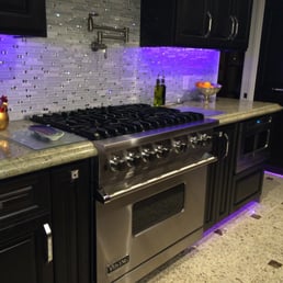 Exceptional granite top kitchen Exceptional granite top kitchen