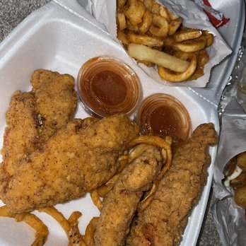 Beeps Fast Food - Chicken Strips with Curly Fries - Fast Food Near Me - Van Nuys, California