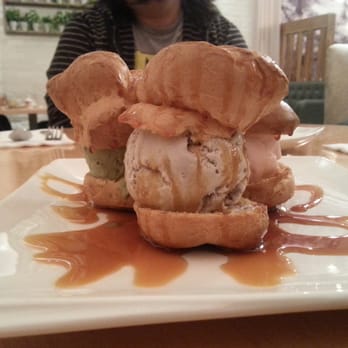 Prince Tea House - Pate a choux with strawberry, red bean, and green tea - Tea Rooms Near Me - Flushing, New York