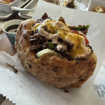 Avi Cue - Wagyu shawarma - Middle Eastern Near Me - Los Angeles, California