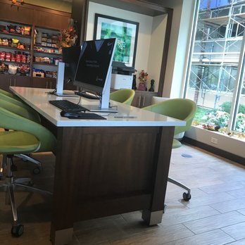 Holiday Inn Bangor - Lobby - Hotels Near Me - Bangor, Maine Holiday Inn Bangor - Lobby - Hotels Near Me - Bangor, Maine