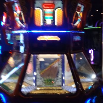 Bowlero Buffalo Grove - Venues & Event Spaces Near Me - Buffalo Grove, Illinois