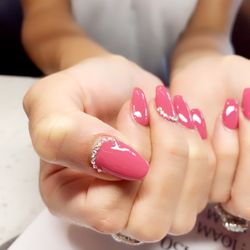 Amour Nails
