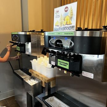 Spring Shabu Shabu - Frozen yogurt - green tea, vanilla, dairy free vanilla and dole whip - Hot Pot Near Me - Westbury, New York Spring Shabu Shabu - Frozen yogurt - green tea, vanilla, dairy free vanilla and dole whip - Hot Pot Near Me - Westbury, New York