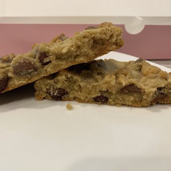 Crumbl - Douglas Boulevard - Chocolate Chip - Bakeries Near Me - Roseville, California