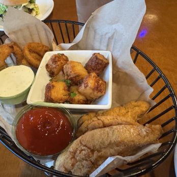 Sunset Alehouse - Sampler - Burgers Near Me - Issaquah, Washington