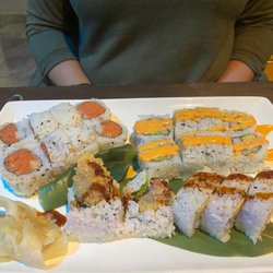 Wasabi Fusion - Spicy tuna, spicy salmon and shrimp tempura