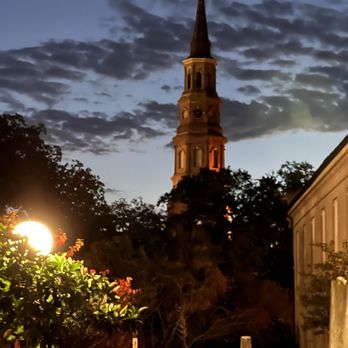 Bulldog Tours - Our Charleston Ghost & Graveyard gives you exclusive access to tour through the oldest graveyard in the historic district! - Historical Tours Near Me - Charleston, South Carolina Bulldog Tours - Our Charleston Ghost & Graveyard gives you exclusive access to tour through the oldest graveyard in the historic district! - Historical Tours Near Me - Charleston, South Carolina