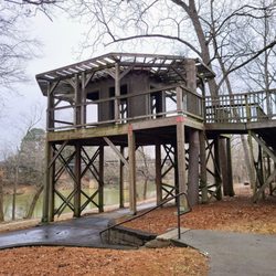 Ridge Ferry Park - Overlooking the water