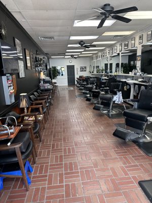 Nora Plaza Barber Shop