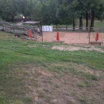 Neighbor's Kitchen & Yard - This could be party central! - Pizza Near Me - Bastrop, Texas