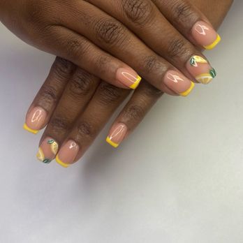 Divine Treasure - Easy peasy, lemon squeezy for summer! - Nail Salons Near Me - College Park, Georgia