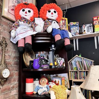 Finders keepers - Toys - Antiques Near Me