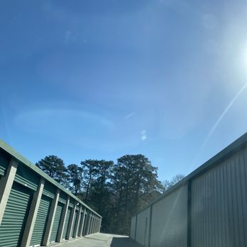 Victory Drive Self Storage - Self Storage Near Me - Thunderbolt, Georgia Victory Drive Self Storage - Self Storage Near Me - Thunderbolt, Georgia