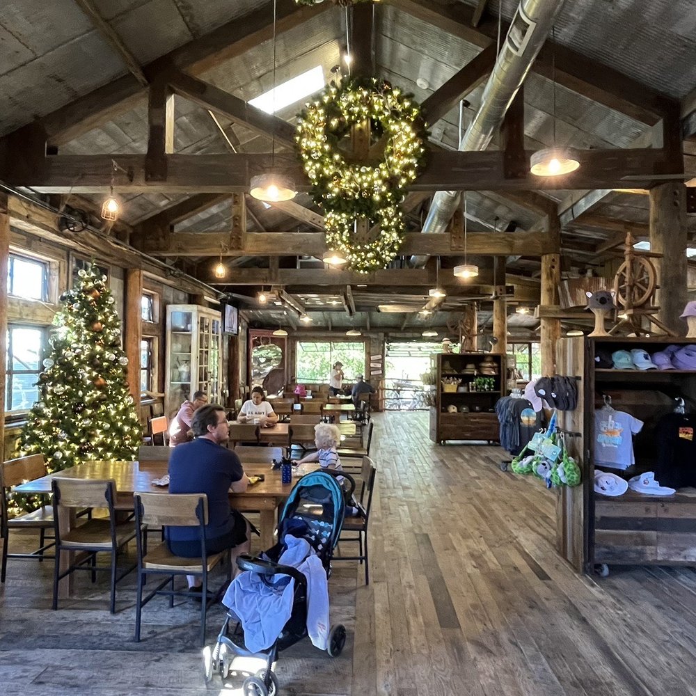 Sheared Sheep - Dining area beautifully decorated for the holidays - Food Stands Near Me - Escondido, California