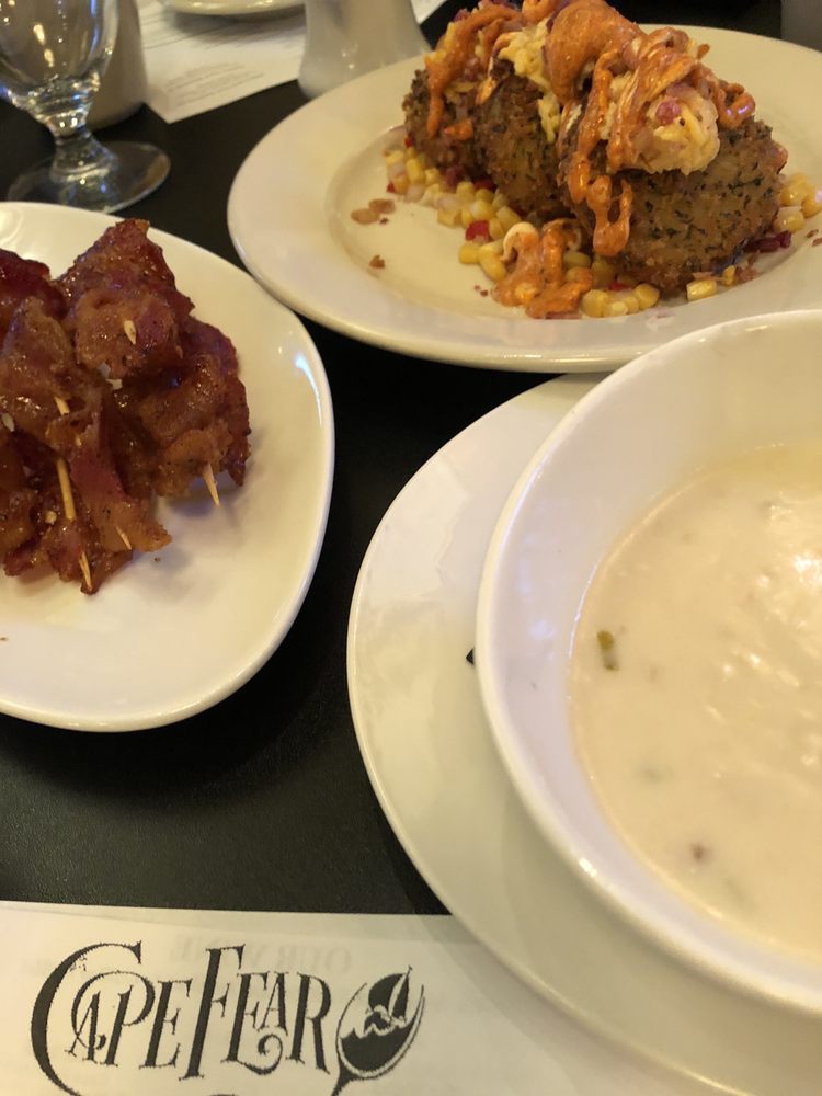 Cape Fear Vineyard and Winery Logo