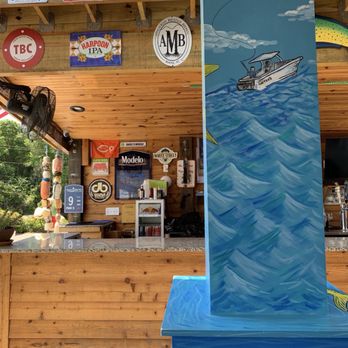 Gaffers - Outside bar - Bars Near Me - Emerald Isle, North Carolina