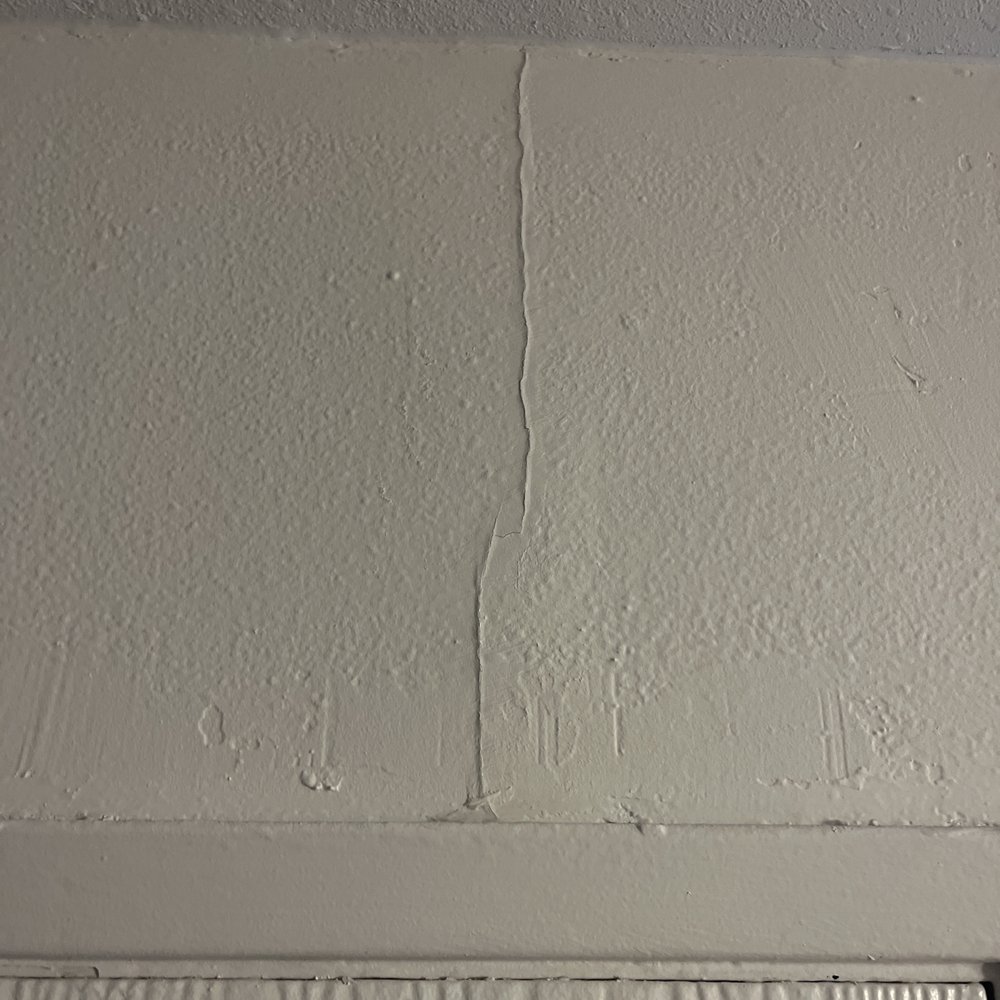 Villa Campana - Seems like there is moisture - Apartments Near Me - Camarillo, California Villa Campana - Seems like there is moisture - Apartments Near Me - Camarillo, California