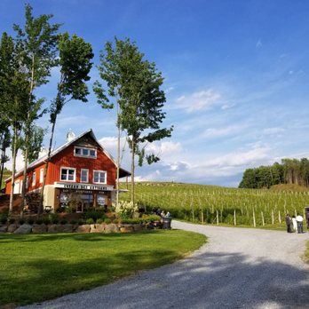 Vignoble Coteau des Artisans - The winery in all its beauty. - Wineries Near Me - Béthanie, Quebec