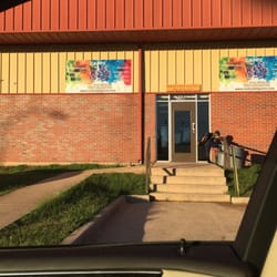 Rock Solid Athletic Club - Rock Soild allows parents to pull up and pick up there kids at the front door. This is so convenient!!