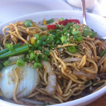 bashi - Garlic Noodles - Asian Fusion Near Me - Rancho Palos Verdes, California bashi - Garlic Noodles - Asian Fusion Near Me - Rancho Palos Verdes, California