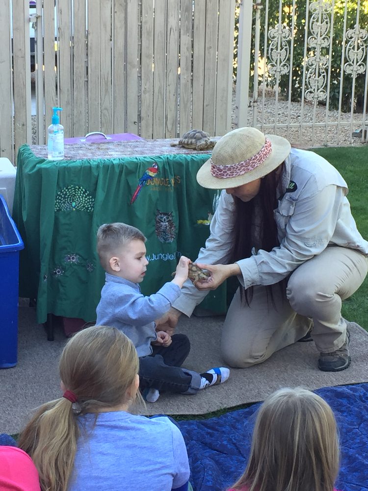 Jungle Jill's Animal Encounters Logo