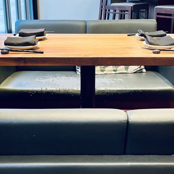 Minami - Beaten seat - Japanese Near Me - Vancouver, British Columbia