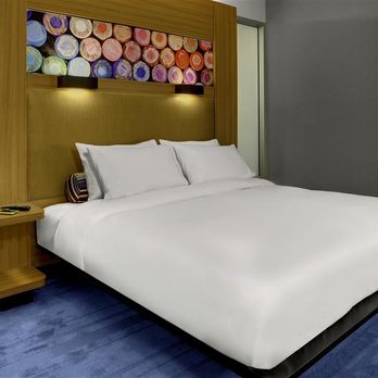 Aloft by Marriott Austin at The Domain - King Room - Hotels Near Me - Austin, Texas