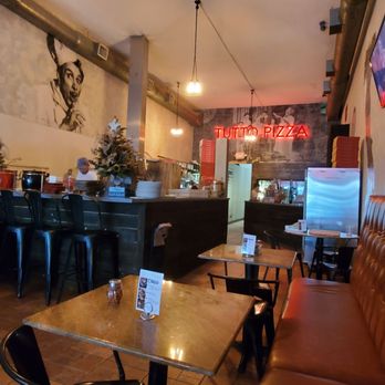 Tutto Pizza - Bar and part of the inside dining area. - Pizza Near Me - Miami, Florida Tutto Pizza - Bar and part of the inside dining area. - Pizza Near Me - Miami, Florida