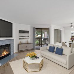 Cedardale Apartments - 2x1.5-R Living Room