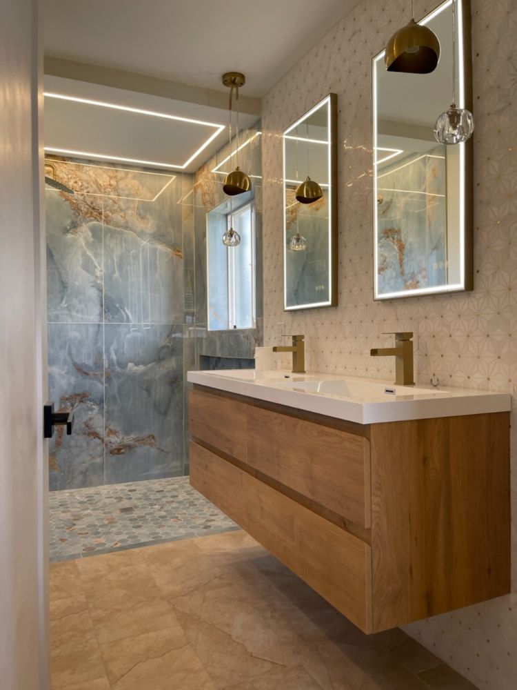 Slide of The Mechanics Handyman