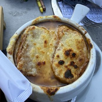 Brickmen Kitchen + Bar - French onion soup - Wine Bars Near Me - Kingston, New York