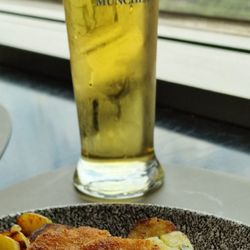Restaurant 181 - Wiener Schnitzel und Radler