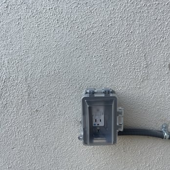 Eco Power Electric - Exterior outlets - Electricians Near Me - Roseville, California Eco Power Electric - Exterior outlets - Electricians Near Me - Roseville, California