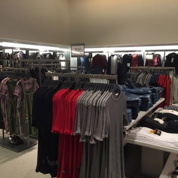 Zara - Selection - Men's Clothing Near Me - Miami Beach, Florida Zara - Selection - Men's Clothing Near Me - Miami Beach, Florida